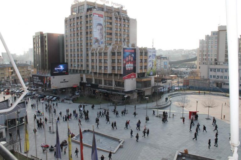 Kosovë/ Gjysma e shtetasve, të gatshëm për të lënë vendin