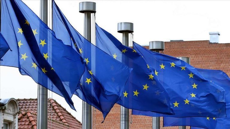 BE-ja ashpërson rregullat për hyrjen e vizitorëve