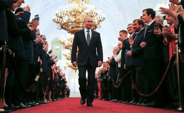 Putin fjalim në ‘Sheshin e Kuq’: NATO kërcënim serioz për Rusinë