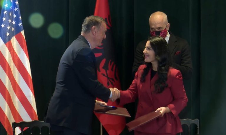 Shqipëria marrëveshje me kompaninë Amerikane për sigurinë kibernetike