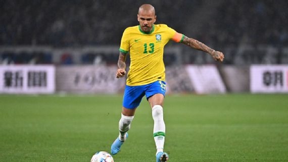 Dyshohet për sulme seksuale, ylli brazilian i futbollit Dani Alves nën hetim