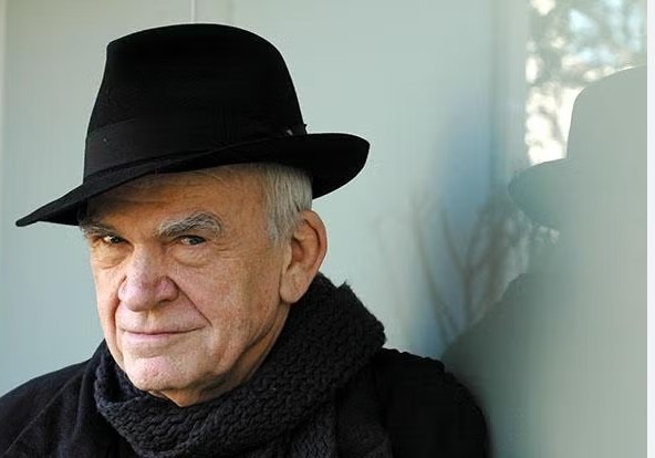 Ndahet nga jeta Milan Kundera, shkrimtari i nominuar disa herë për çmimin Nobel