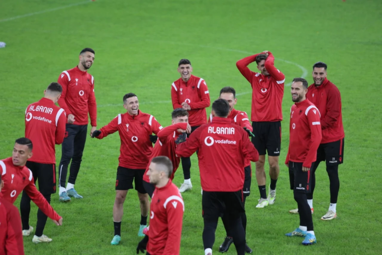 Në Gjermani shkojnë 23 lojtarë, tani nisin dilemat për Sylvinhon