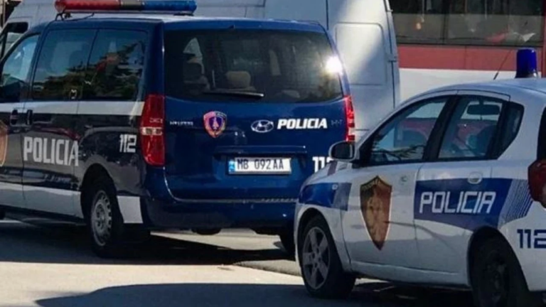 I dënuari për vrasje theu “Arrestin në shtëpi”, pezullohen katër punonjës të Policisë së Shtetit