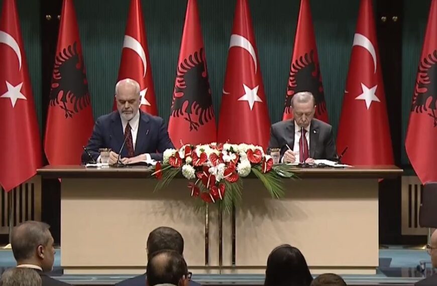 Erdogan shpall planin 2 miliardë dollarë të shkëmbimeve tregtare me Shqipërinë. Nënshkruhen 6 memorandume