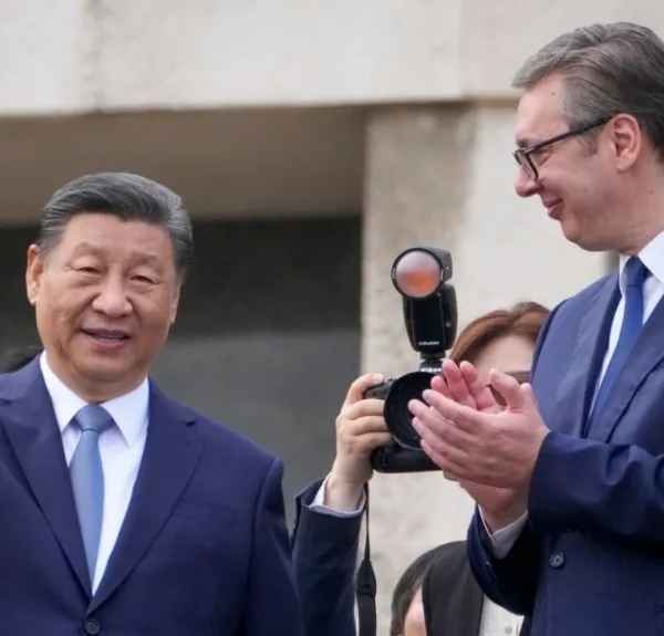 Kina dhe Serbia zotohen për “miqësi…